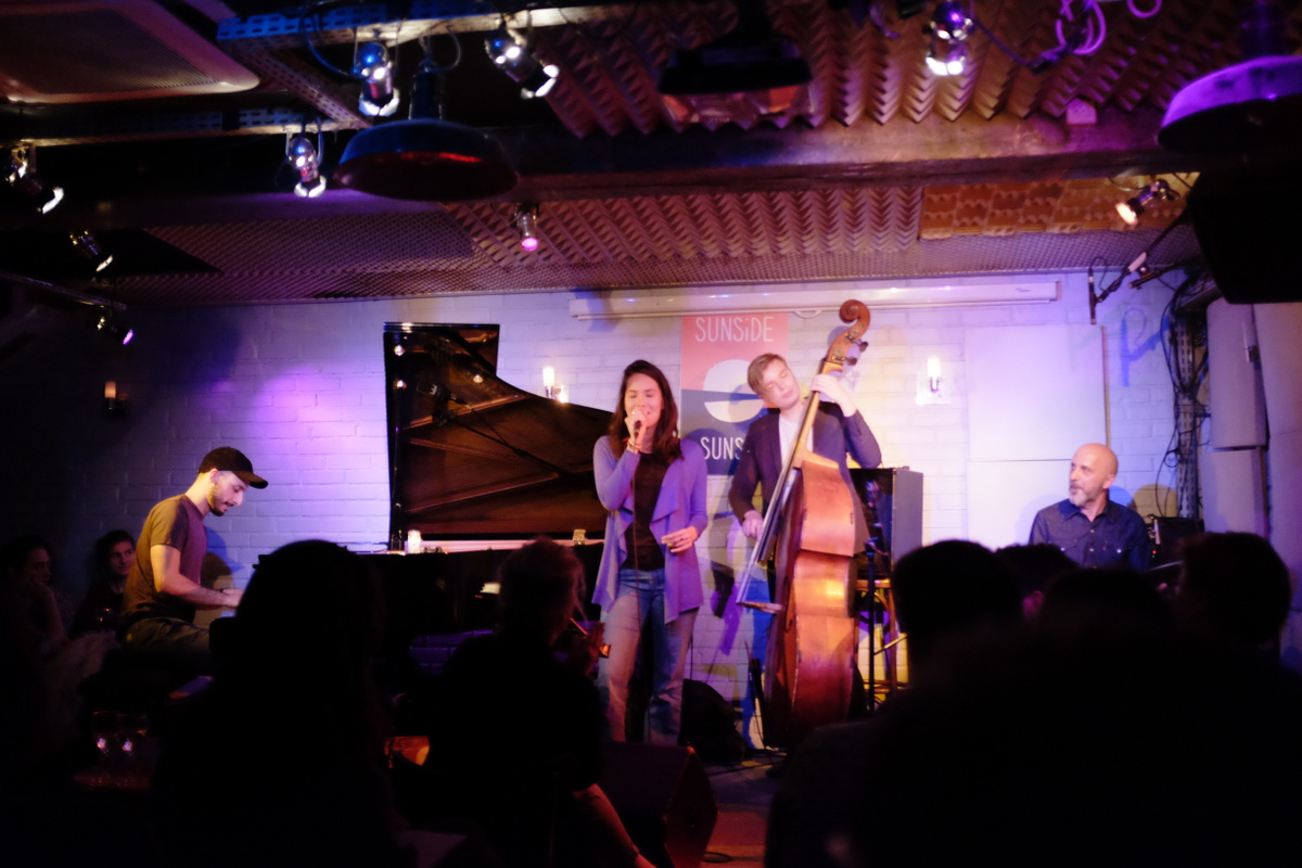 Aretha Iskandar - Sunset Jazz Bar,Paris, April 2018